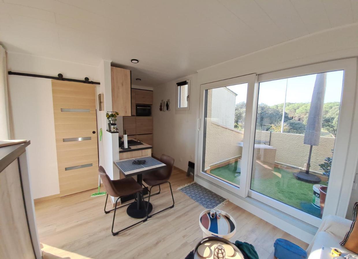Studio Climatise Cosy Avec Grande Piscine Chauffee Agde Exteriér fotografie